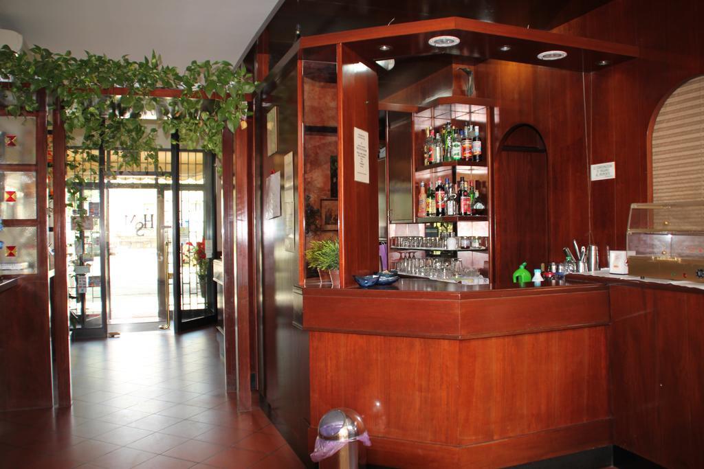 Nuovo Hotel San Martino Snc Казалеккьо-ди-Рено Экстерьер фото