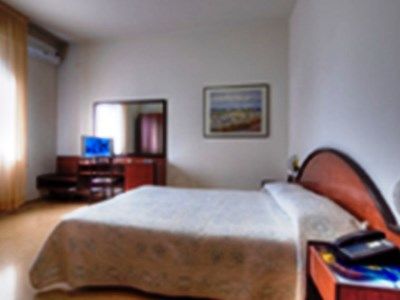 Nuovo Hotel San Martino Snc Казалеккьо-ди-Рено Экстерьер фото